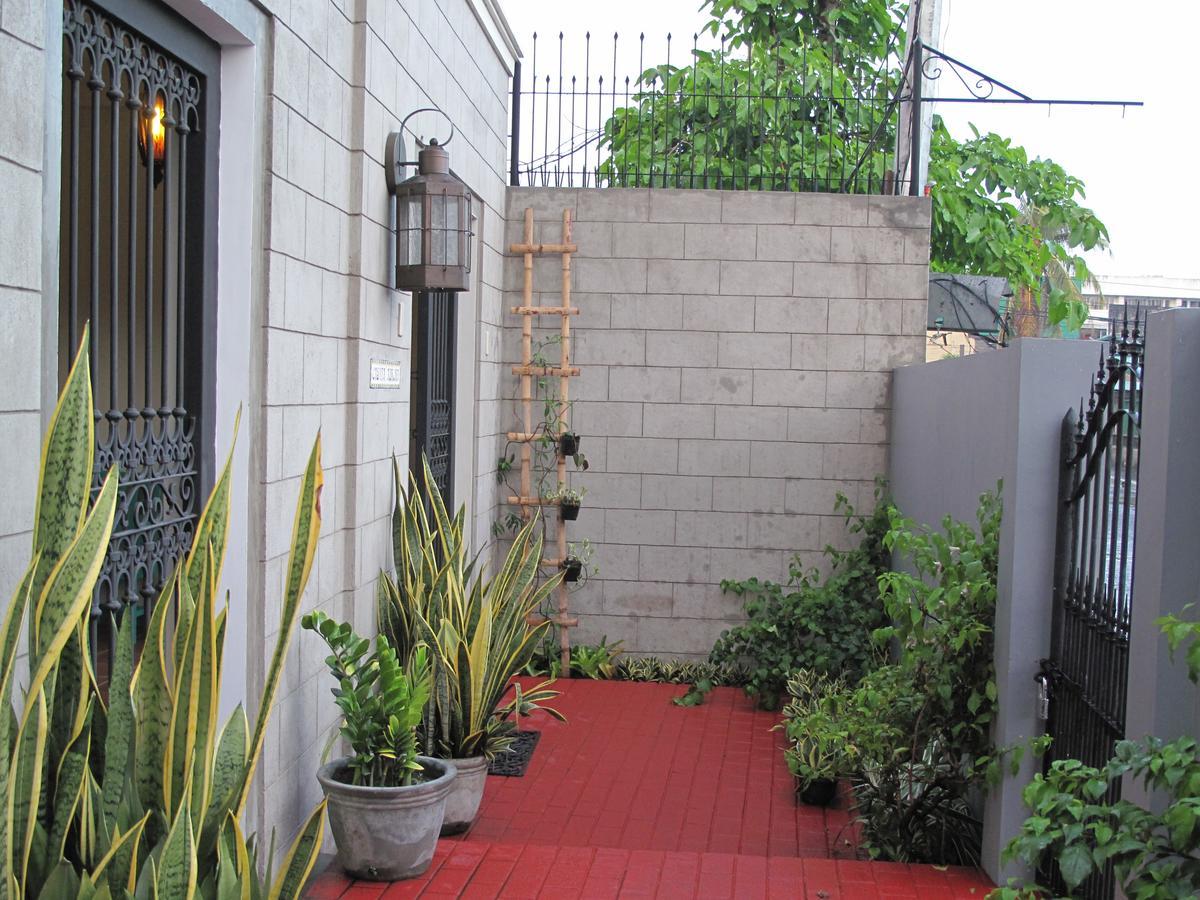 Casita Aurora Bed&Breakfast Legazpi Exterior foto